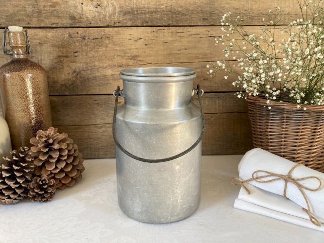 126⚜️ Ancien Pot à Lait Bidon en Aluminium Vintage Hauteur 23 Cm