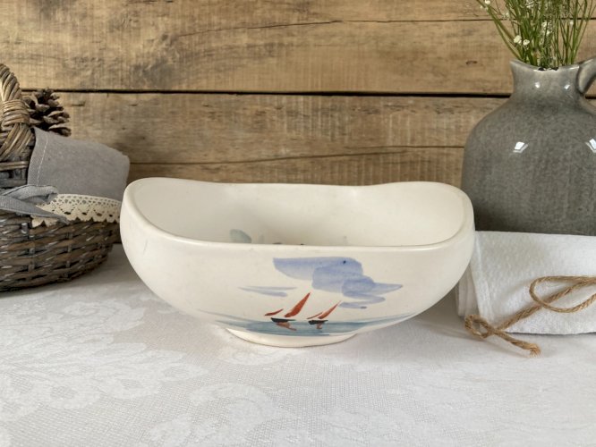 126⚜️ Ancien Saladier Plat Saint Malo Décormdi en Céramique Longueur 23 Cm