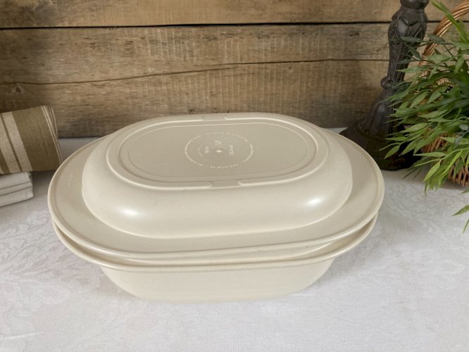 126⚜️ Ancienne Cocotte Beige Microwave 2.5 Litres Tupperware