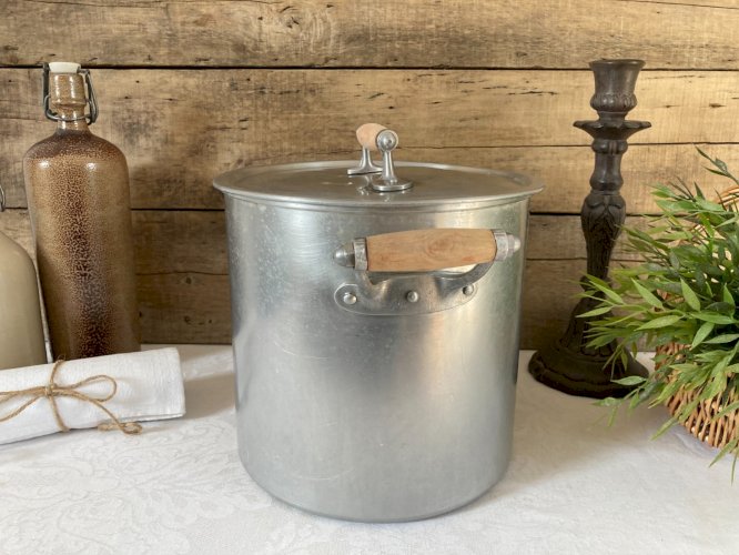126⚜️ Ancienne Cocotte Faitout Marmite en Aluminium Diamètre 22 Cm Vintage