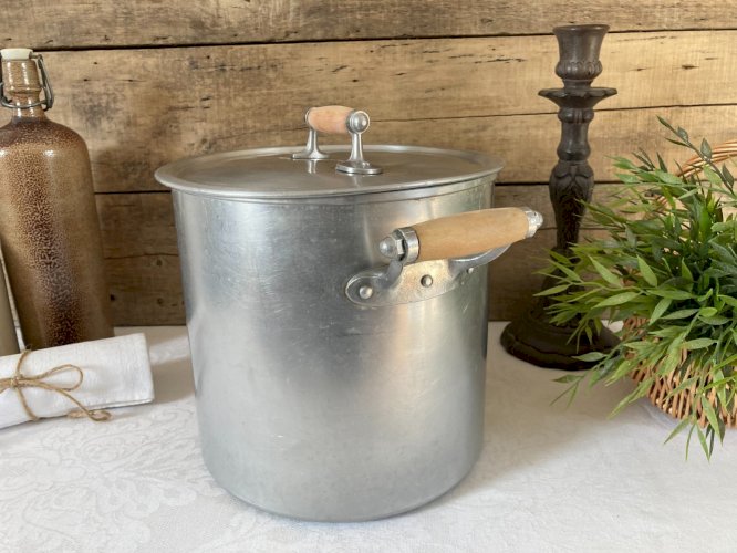 126⚜️ Ancienne Cocotte Faitout Marmite en Aluminium Diamètre 22 Cm Vintage
