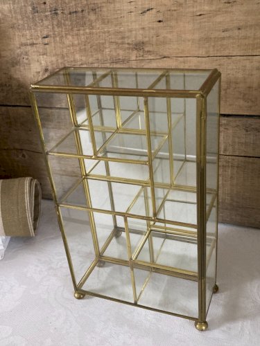126⚜️ Ancienne Petite Vitrine Décoratif en Verre et Laiton Vintage Hauteur 25 Cm