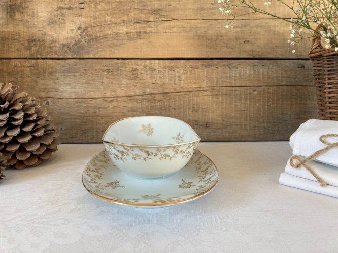 126⚜️ Ancienne Saucière en Porcelaine B & C Limoges France Longueur 22 Cm