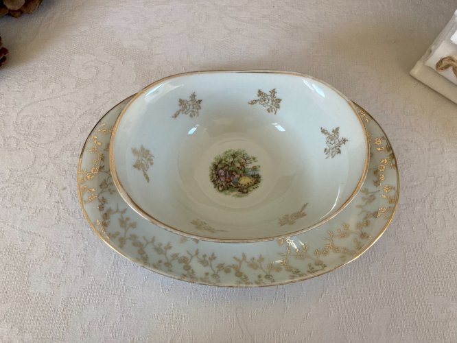 126⚜️ Ancienne Saucière en Porcelaine B & C Limoges France Longueur 22 Cm