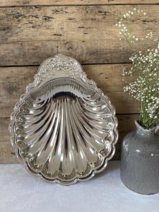 126⚜️ Antique Decoration Shell Shape Plate in Silver Plated
