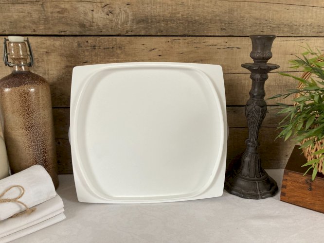 126⚜️ Grande Cloche, Cave à Fromages Tupperware en Plastique Couleur Blanc
