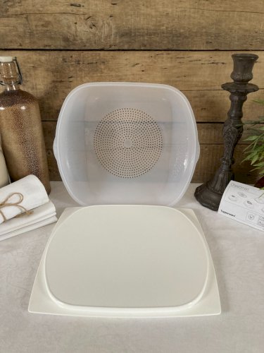 126⚜️ Grande Cloche, Cave à Fromages Tupperware en Plastique Couleur Blanc