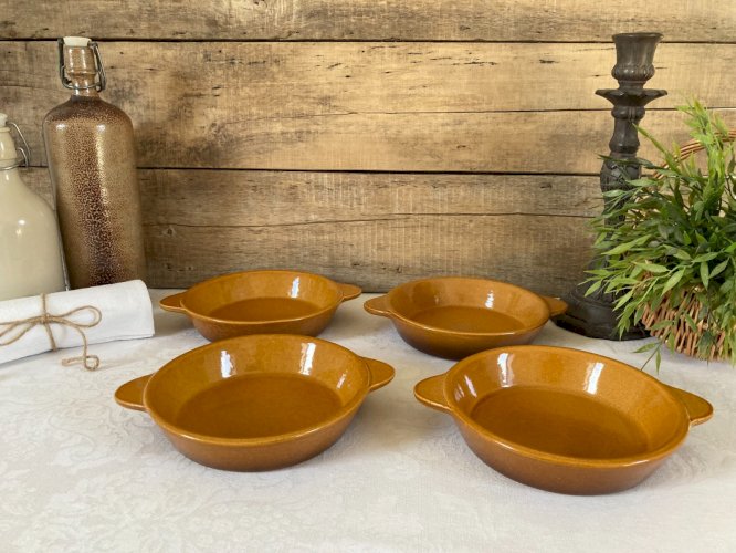 126⚜️ Quatre Anciens Plats à Gratin Rond Emile Henry France Grés Diamètre 17 Cm