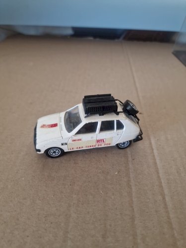 1/43 CITROEN VISA Le Cap terre de feu RTL