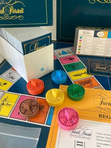 15⚜️ Ancien Jeu De Société Trivial Pursuit Parker Édition Genus