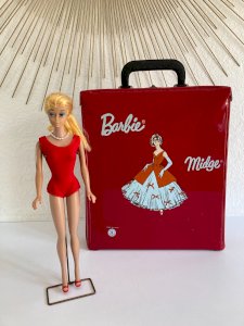 15⚜️ Vintage Barbie Doll Midge + Suitcase Japan Made In France Mattel 1962
