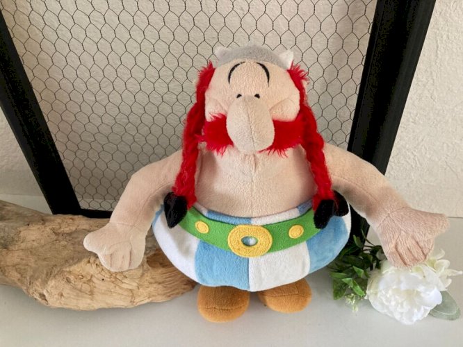 15⚜️ Grande Peluche Doudou Obélix Du Parc Astérix Hauteur 40 Cm Année 2008