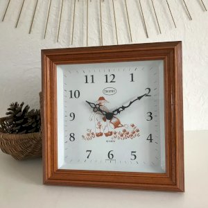 16⚜️ Antique Wall Clock Trophy Electric Quartz Clock Works