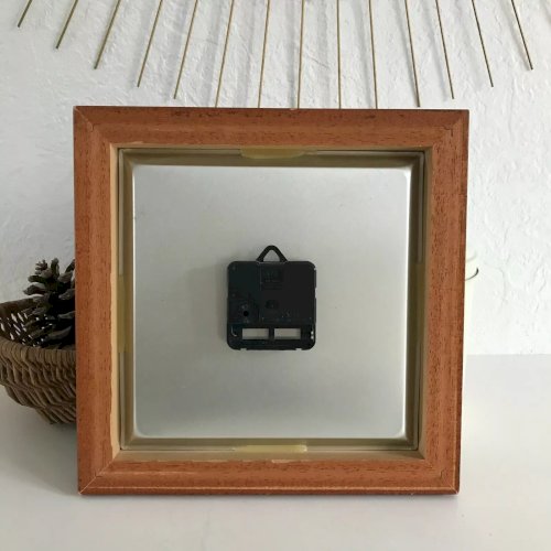 16⚜️ Ancienne Pendule Horloge Trophy Murale Électrique à Quartz Fonctionne
