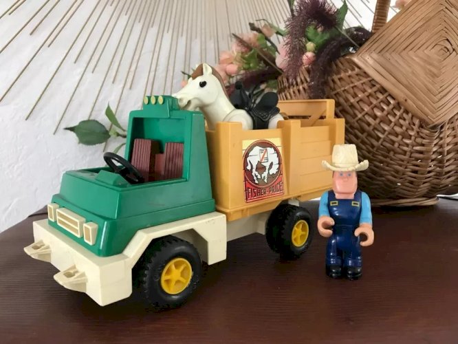 17 ⚜ Ancien Véhicule Camion Cowboy Rodeo Rig Fisher Price Réf: 330 Vintage 1979