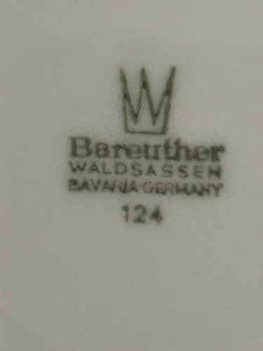17 assiettes deux plats en porcelaine Bareuther 1970