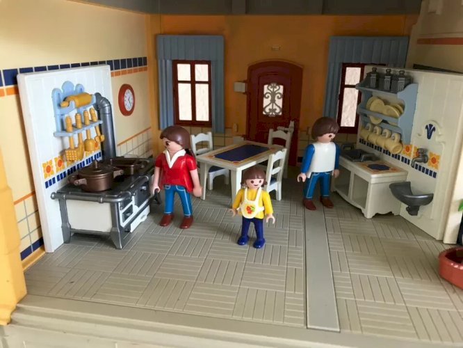 17 ⚜️ Jouet Playmobil La Maison Traditionnelle Réf: 5301