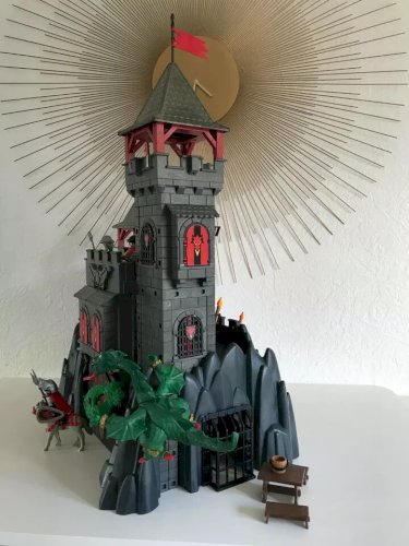 17 ⚜️ Jouet Playmobil Le Château, La Forteresse du Dragon Rouge Réf: 3269