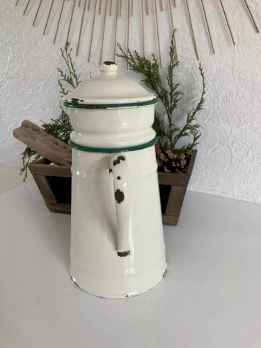 18 ⚜️ Ancienne Cafetière émaillée Liseré Vert Vintage Hauteur 26 Cm