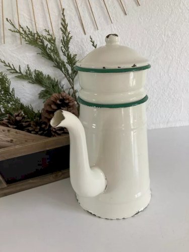 18 ⚜️ Ancienne Cafetière émaillée Liseré Vert Vintage Hauteur 26 Cm