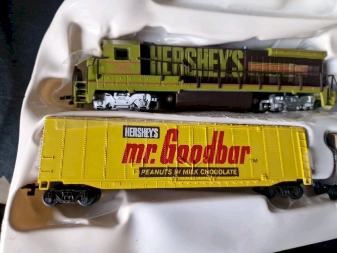 1/87 HO   2 COFFRETs Train Bachmann