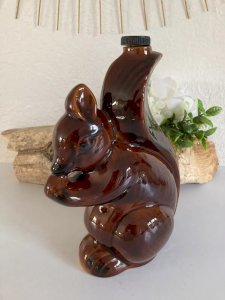 19 ⚜ Ancienne Bouteille à Liqueur Écureuil Chicanne en Céramique Vintage H 24 Cm