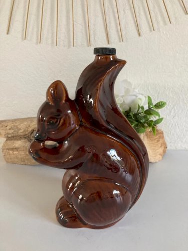 19 ⚜ Ancienne Bouteille à Liqueur Écureuil Chicanne en Céramique Vintage H 24 Cm
