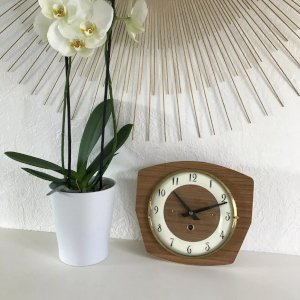 19 ⚜️ Antique Mechanical Wall Clock Formica Vintage Works
