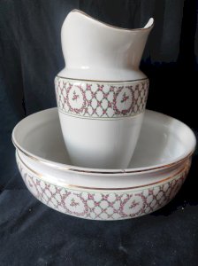1930/1950 /Onnaing Hamage /1297 /roses /gilding Broc and wash basin