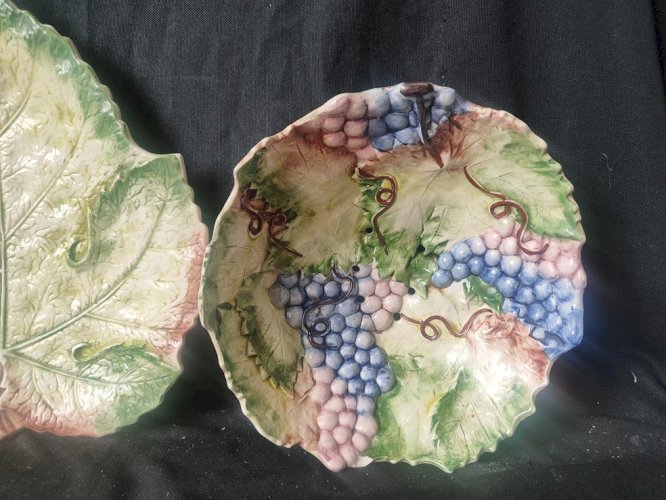 1940/60  Barbotine Signé GV /egoutoir signé GV