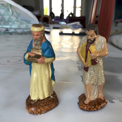 2 ANCIEN SANTON CRÈCHE NOËL ROI MAGE BERGER JOUEUR BINIOU DEVINEAU PLÂTRE 7,5 CM