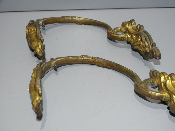 -2 ANCIENNES EMBRASSES de RIDEAUX BRONZE ROCAILLE DORURE ESTOMPEE    D