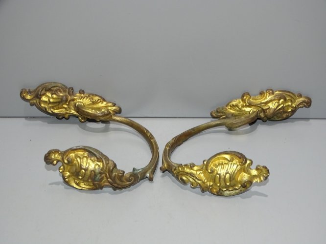 -2 ANCIENNES EMBRASSES de RIDEAUX BRONZE ROCAILLE DORURE ESTOMPEE    D