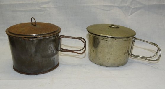 -2 ANCIENNES GAMELLES QUART DU SOLDAT RECHAUD PAQUETAGE MILITARIA COLLECTION