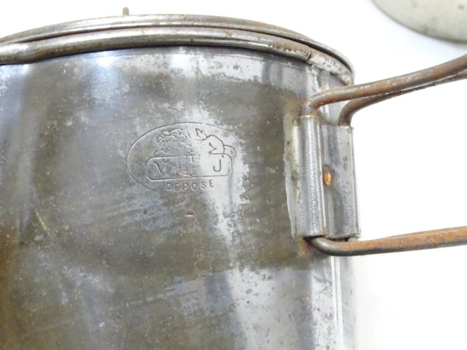 -2 ANCIENNES GAMELLES QUART DU SOLDAT RECHAUD PAQUETAGE MILITARIA COLLECTION