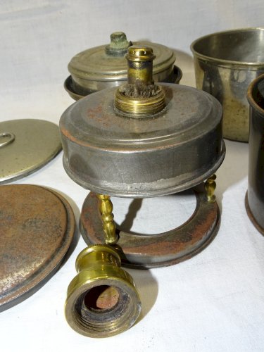-2 ANCIENNES GAMELLES QUART DU SOLDAT RECHAUD PAQUETAGE MILITARIA COLLECTION