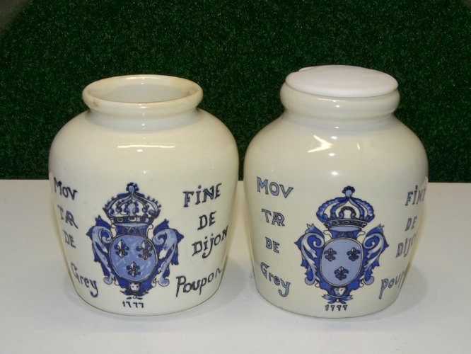 -2 ANCIENS POT MOUTARDE GREY POUPON 1 SARREGUEMINES et 1 LONGCHAMP COLLECTION  D