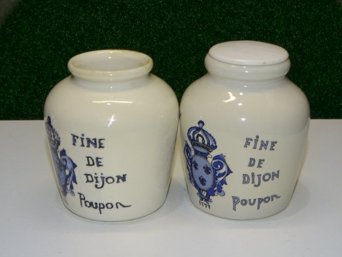-2 ANCIENS POT MOUTARDE GREY POUPON 1 SARREGUEMINES et 1 LONGCHAMP COLLECTION  D