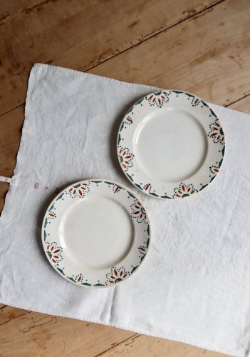 2 assiettes à dessert terre de fer Labrut Frères France