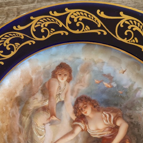 2 assiettes en porcelaine de Limoges A. Giraud 