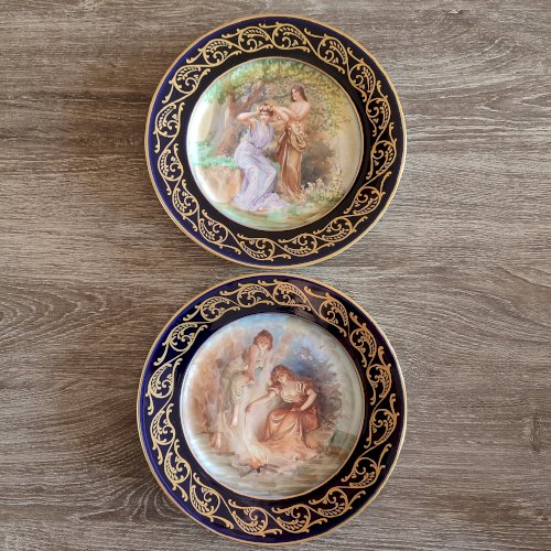 2 assiettes en porcelaine de Limoges A. Giraud 