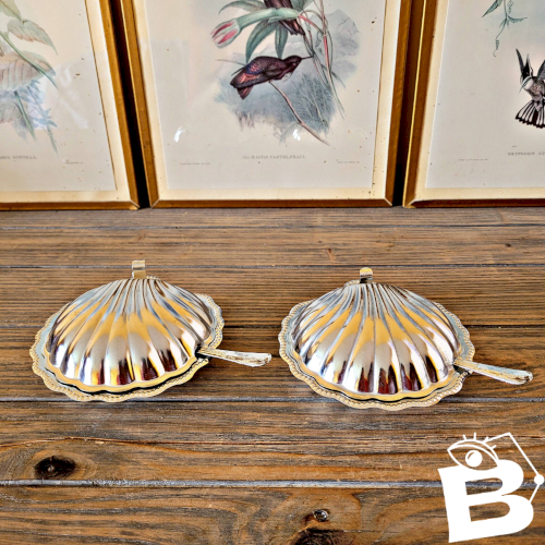 2 beurriers coquillage vintage en métal et verre avec couteau