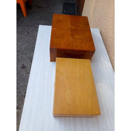 2 Boites a Coutures Noyer et Pin