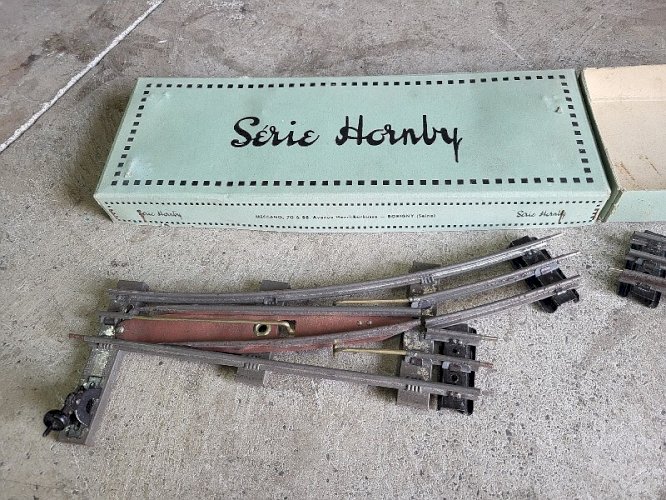 2 BOITES D'AIGUILLAGES PAIRE D'AIGUILLES ELECTRIQUES HORNBY MECCANO N°2