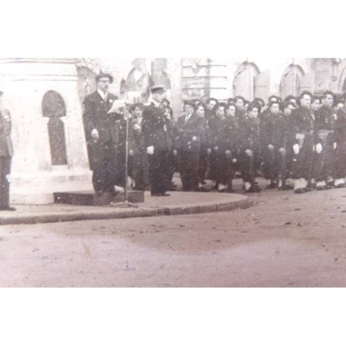 2 Cadres avec photos Camp de Lacourtine 1952