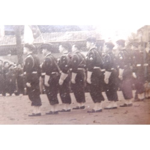 2 Cadres avec photos Camp de Lacourtine 1952