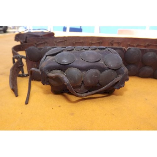 2 Ceintures cuir rangements munitions