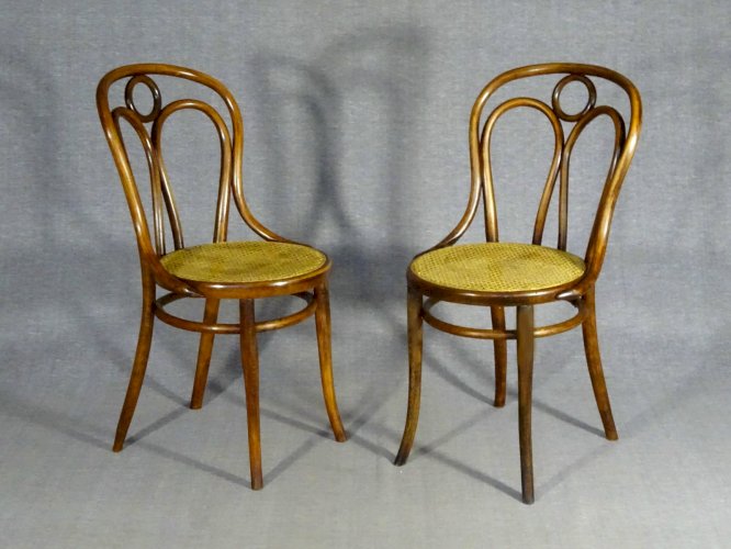 2 Chaises bistrot bois courbé N°36 par FIUME, vers 1900 no Thonet