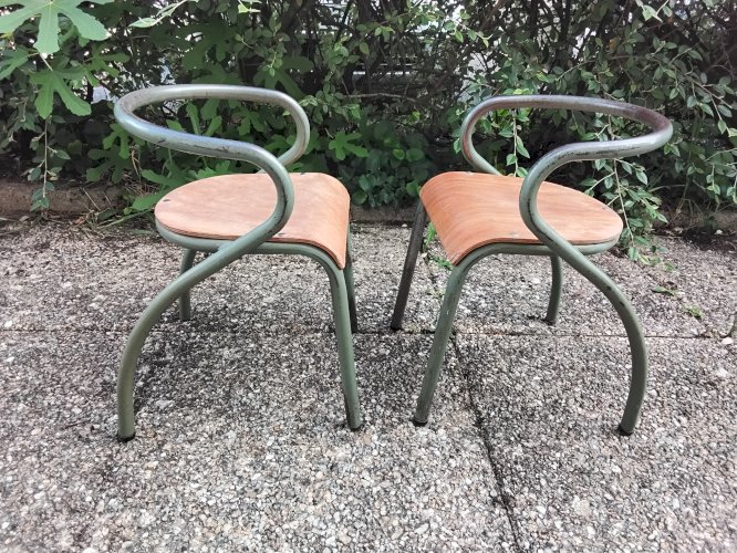 2 chaises enfant Mullca 300