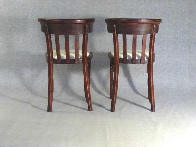 2 chaises Thonet, design de Kohn de 1913, Bois- courbé bistrot